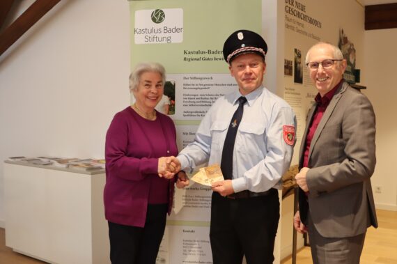 Freiwillige Feuerwehr Thann-Vatersdorf spendet 200 Euro an Kastulus-Bader-Stiftung